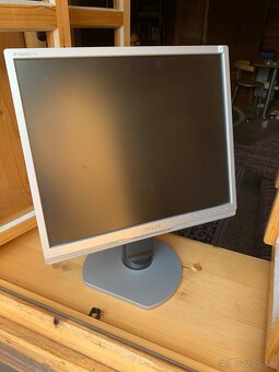 LCD Monitor 19″ Philips HNB9190T - 4