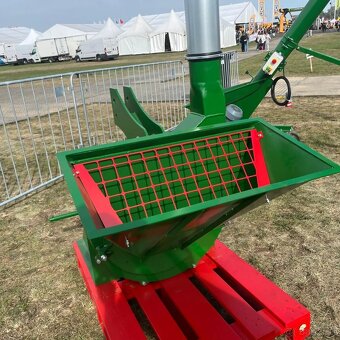 Sekačka na mokrú kukuricu (pohon s vývodovým hriadeľom) - 4