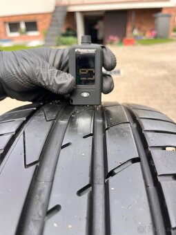 225/45 R17 - 4