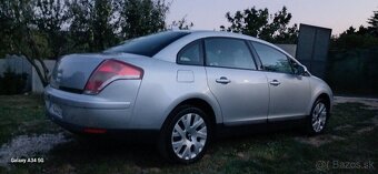 Ponúkam na predaj C4 sedan 1.6 Hdi rv 2009 - 4