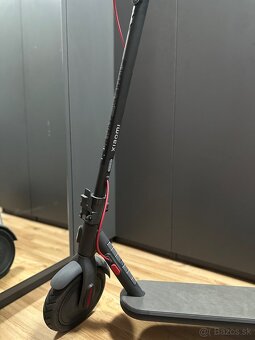 Xiaomi elektrická kolobežka 4 - záruka 04/2026 - 4