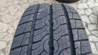 Letné pneu 215/70 R15C --- SEMPERIT - 4