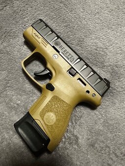 BERETTA APX - 4