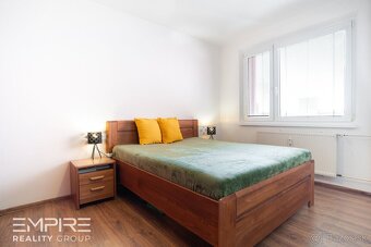 Na predaj priestranný, slnečný 3i byt po staršej kompletnej - 4