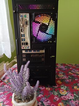 Budget GamerPC Ryzen7/32GB/Nvme SSD/HDD/GTX 1660S - 4
