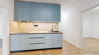 Kompletne zrekonštruovaný 3-izbový byt v centre Šale - 4