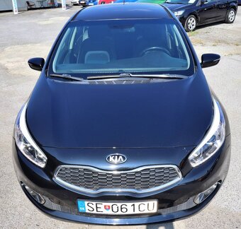 Kia Cee´d 1.6 CRDi EX/Gold - 4