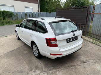 Škoda Octavia Combi 2.0 TDI Ambition - 4