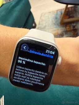 Apple Watch 9 41mm strieborne - 4
