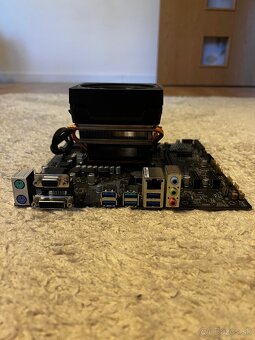 REZERVOVANÉ AMD Ryzen 7 2700X, Asus Prime B450M-K - 4