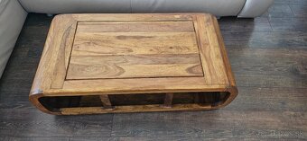 Masívny jedálenský stôl so 6 stoličkami - 4