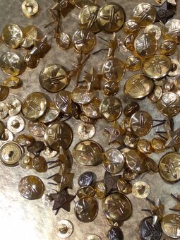 Predám vojenské gombíky - 4