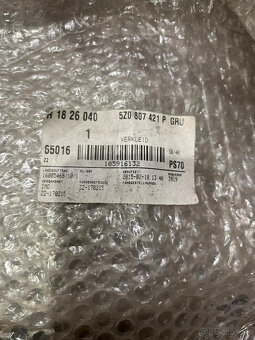 ZADNY NARAZNIK VW FOX 5Z0807421P - 4