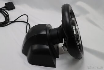 Trust GXT 27 volant + pedále USB/PS2 - 4