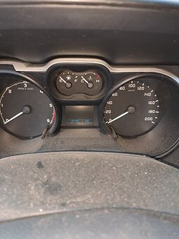 FORD RANGER 2,2 TDCI 4x4 r.v. 2013 - 4