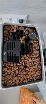 DeLonghi Magnifica S - 4