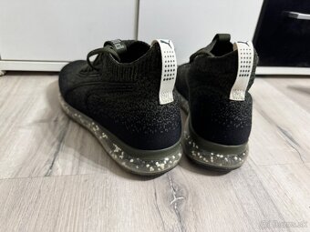 Calvin Clain,Puma,Adidas - 4