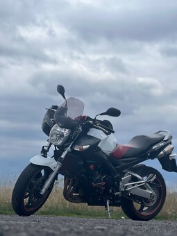 Suzuki GSR 600 - 4