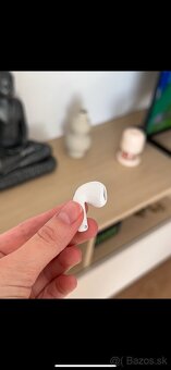 Apple AirPods 4 (usb-c) - 4