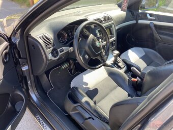 Škoda Octavia 2 RS TDI Facelift Combi DSG - 4
