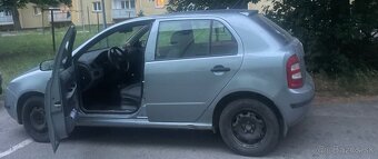 Predám škoda fabia 6Y - 4