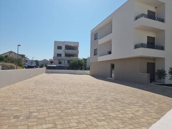 CHORVÁTSKO - Pekné apartmány 350m od pláže (S1) - VODICE - 4