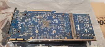 Predám grafiku GIGABYTE HD7950 3GB GDDR5 - 4