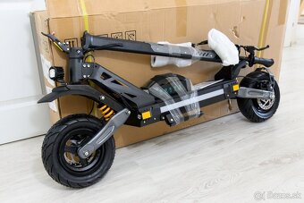 Elektricka kolobezka Angwatt CS1 2025 - 4