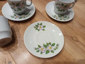 Porcelánová kávová sada - šálky + podšálky - 4