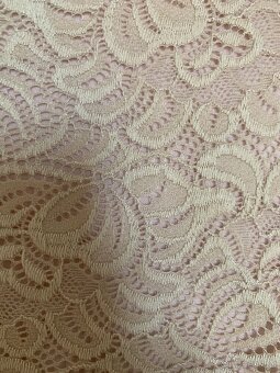 Čipkované body - 4