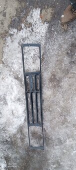 Škoda 130 predná maska - 4