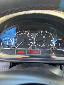 BMW e46 325i facelift 2004 - 4