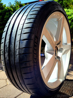 alu R18 5x112, orig. VW Group /Seat, VW, Škoda/ pneu 225/40 - 4