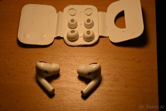 AirPods Pro 1. Generácie - 4