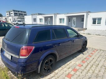 Opel Astra H combi 1.6i 77kw 2006 - 4