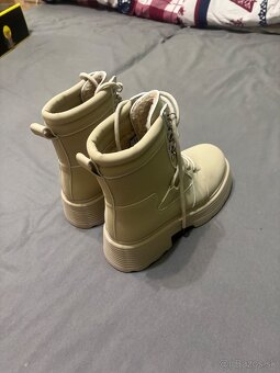 Damske členkové čižmy Sinsay - 4