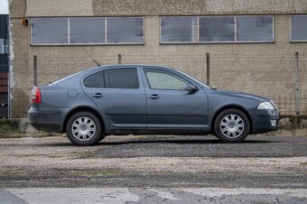 Škoda Octavia 2 z roku 2007 - 4