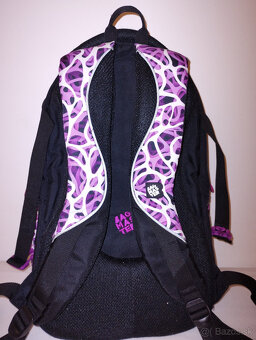 Pekný školský batoh + vrecúška - 4