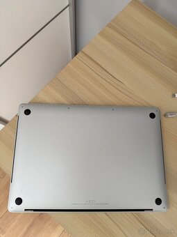 Apple MacBook Pro 15” 2017 - 4