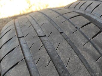 Letne pneu 235/45 R18 Michelin Tesla model 3 - 4