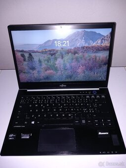 Fujitsu Lifebook U772 - 4