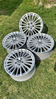☑️elektróny Audi 5x112 r18 - 4