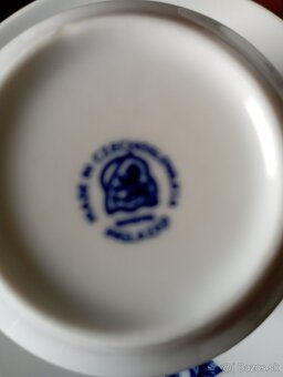 Porcelánove kávové šálky Modrá ruža - 4