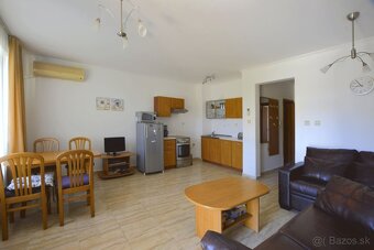 Apartmán 3+kk s verandou a výhledem na bazén sv.Vlas BG - 4