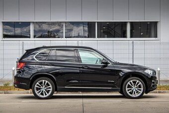BMW X5 xDrive30d A/T - 4