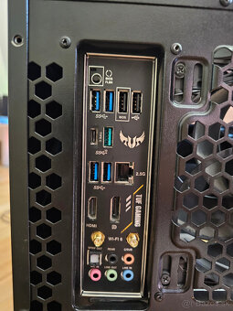 5600x 5700XT Nitro+ 32GB RAM - 4