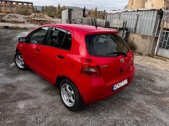 Toyota Yaris - 4