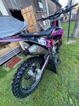 GasGas MC 250F 2023 – TOP stav - 4