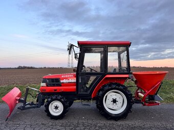 KUBOTA GL23 vyhřívaná kabina • radlice + sypa - 4