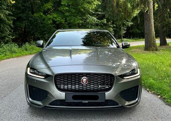 Jaguar XE 2.0D I4 R-Dynamic HSE AT - 4